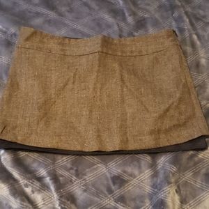 Mini skirt with lace underlay